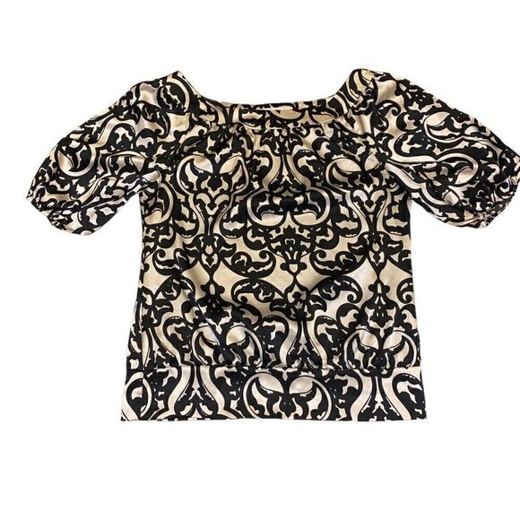 White House Black Market Cream and Black Pattern Top with Elbow Length Sleeves S - Picture 9 of 13